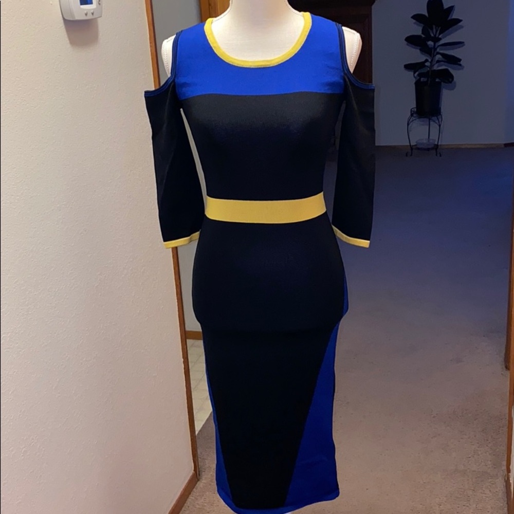 XOXO Midi Dress